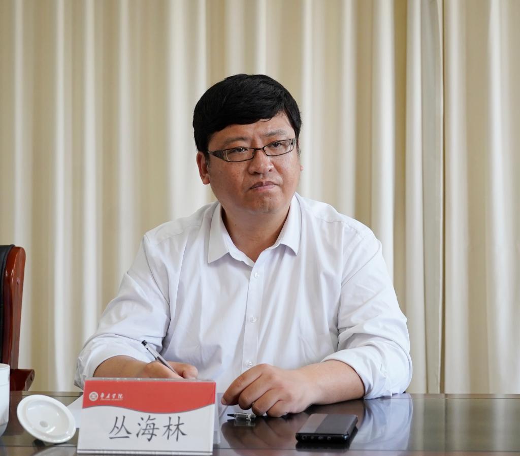 20250428丛海林调研生命科学学院2.jpg